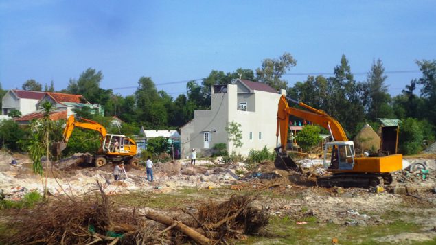 Sự cần thiết phải sửa đổi Luật đất đai năm 2013