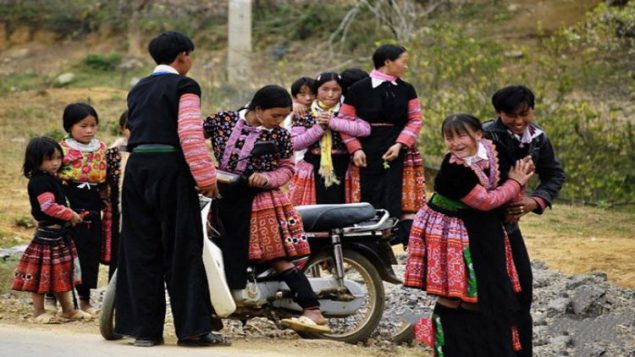 Hủ tục “bắt vợ” có vi phạm pháp luật?