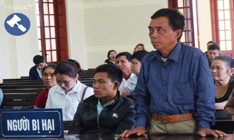 Về xác định tuổi của người bị hại