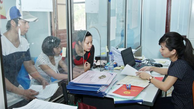 Đăng ký quyền SD đất, tài sản gắn liền với đất – Nhìn từ mối quan hệ với thiết chế công chứng