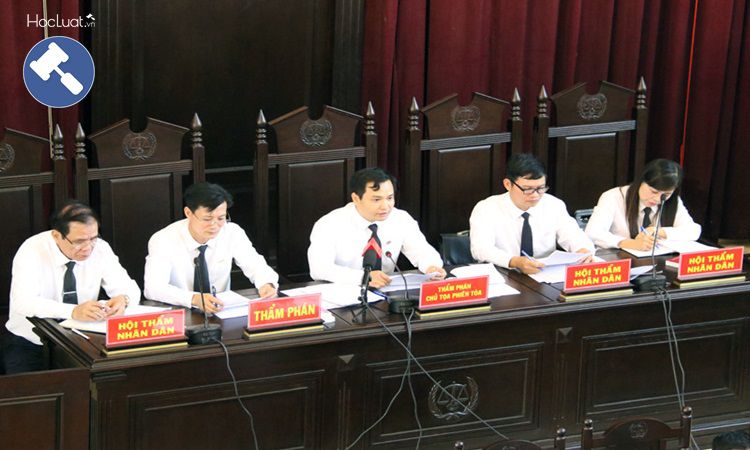 Nguyên tắc Thẩm phán, Hội thẩm xét xử độc lập và chỉ tuân theo pháp luật