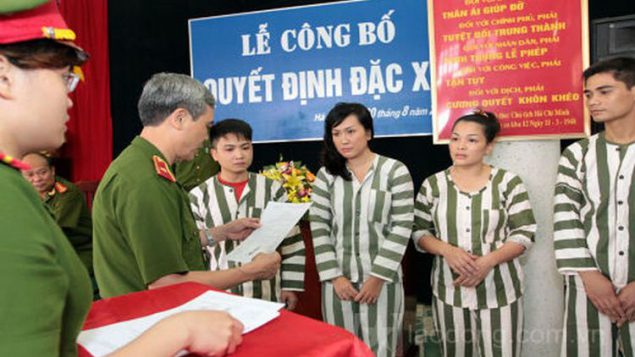 Phân biệt chế định “Tha tù trước thời hạn có điều kiện”của BLHS 2105 với “Đặc xá” do Chủ tịch nước quyết định
