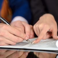 Về biện pháp xử lý việc không thực hiện đúng hợp đồng theo pháp luật